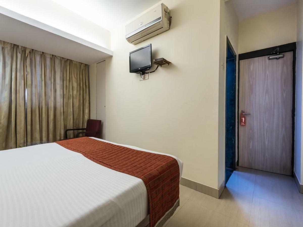 Oyo 3287 Hotel Mansarovar Νάβι Μουμπάι Εξωτερικό φωτογραφία