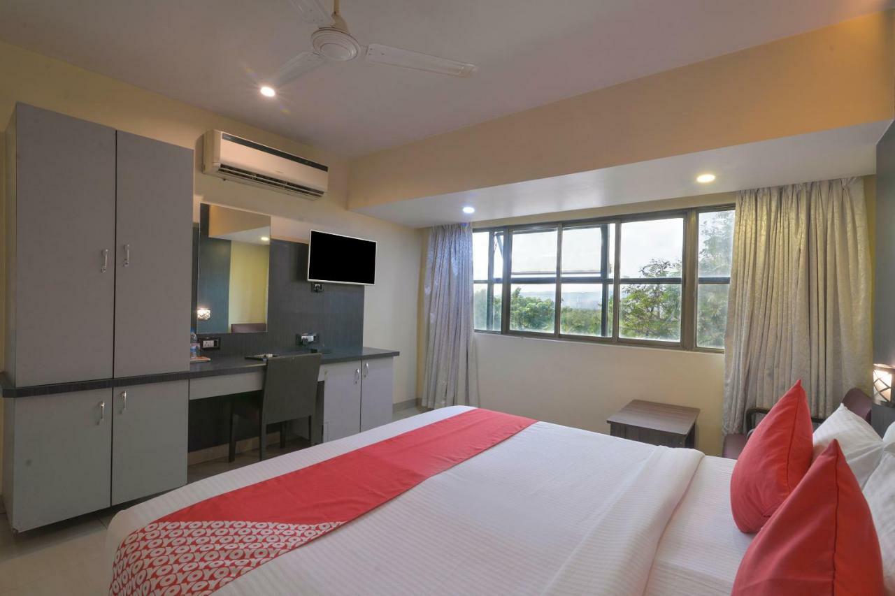 Oyo 3287 Hotel Mansarovar Νάβι Μουμπάι Εξωτερικό φωτογραφία